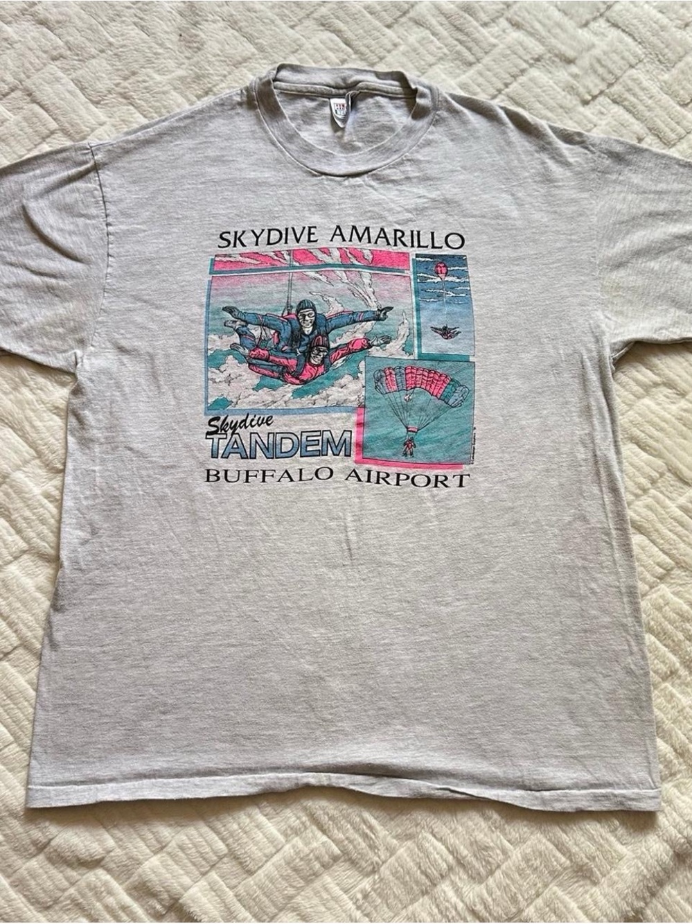 Vintage 1990s Skydive Amarillo Texas Tandem Graphic Tee - Teal & Pink Print XL - Picture 2 of 5